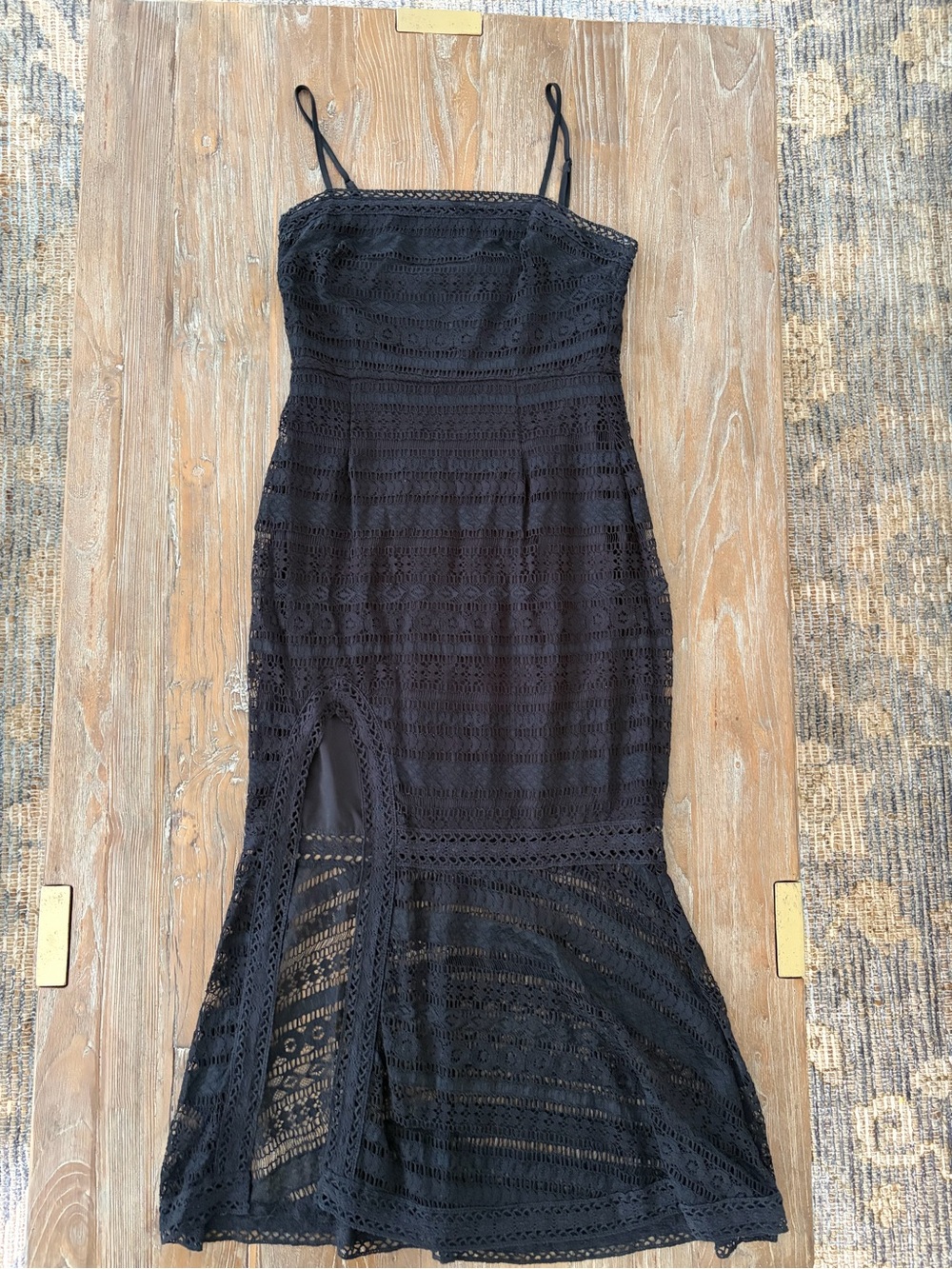 Lulus Black Lace Spaghetti-Strap Mermaid Dress size small